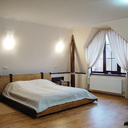 Hotel Zolota Pidkova Kozlin Ruang foto