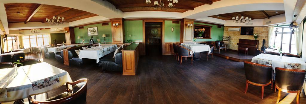 Hotel Zolota Pidkova Kozlin Bagian luar foto
