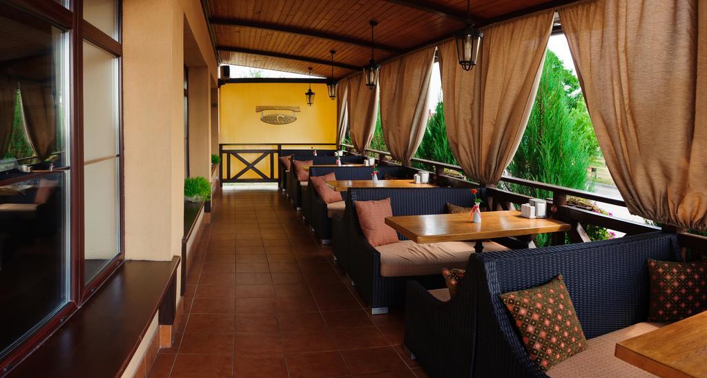 Hotel Zolota Pidkova Kozlin Bagian luar foto