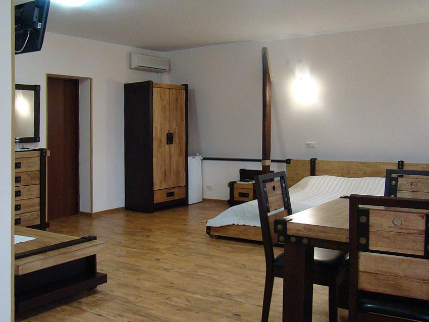 Hotel Zolota Pidkova Kozlin Ruang foto