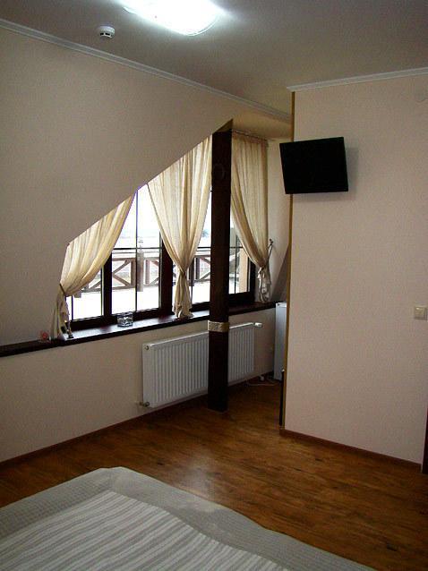 Hotel Zolota Pidkova Kozlin Ruang foto