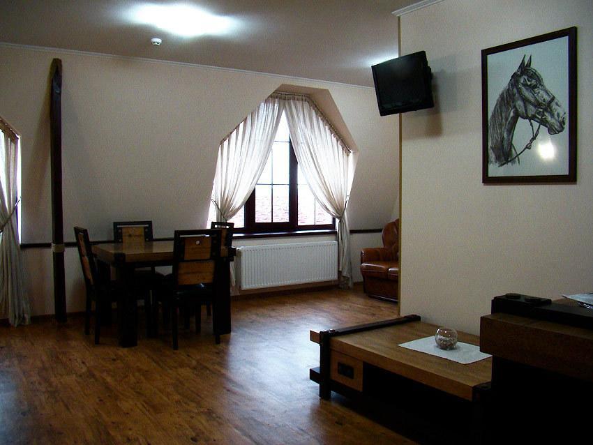 Hotel Zolota Pidkova Kozlin Bagian luar foto